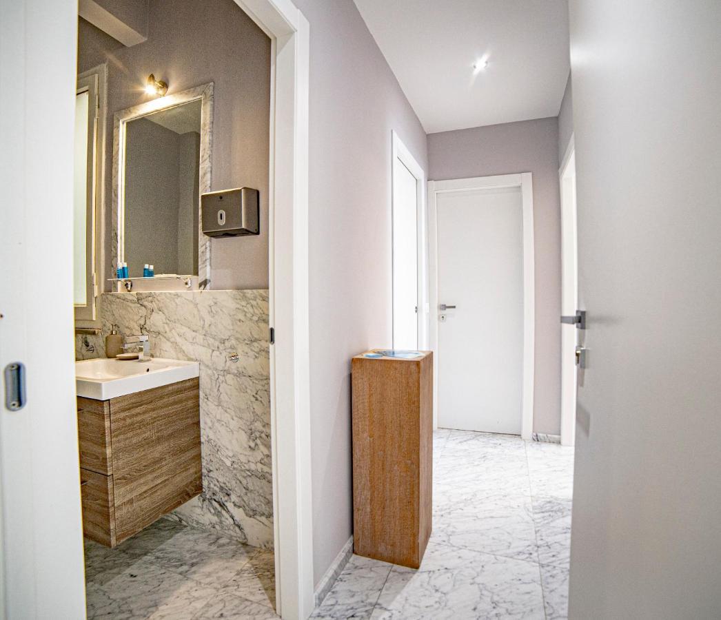 Elegante Camera Con Finiture Di Lusso Appena Ristrutturata Marina Di Carrara Exteriér fotografie